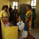 Sprechstunde in Palangi 3